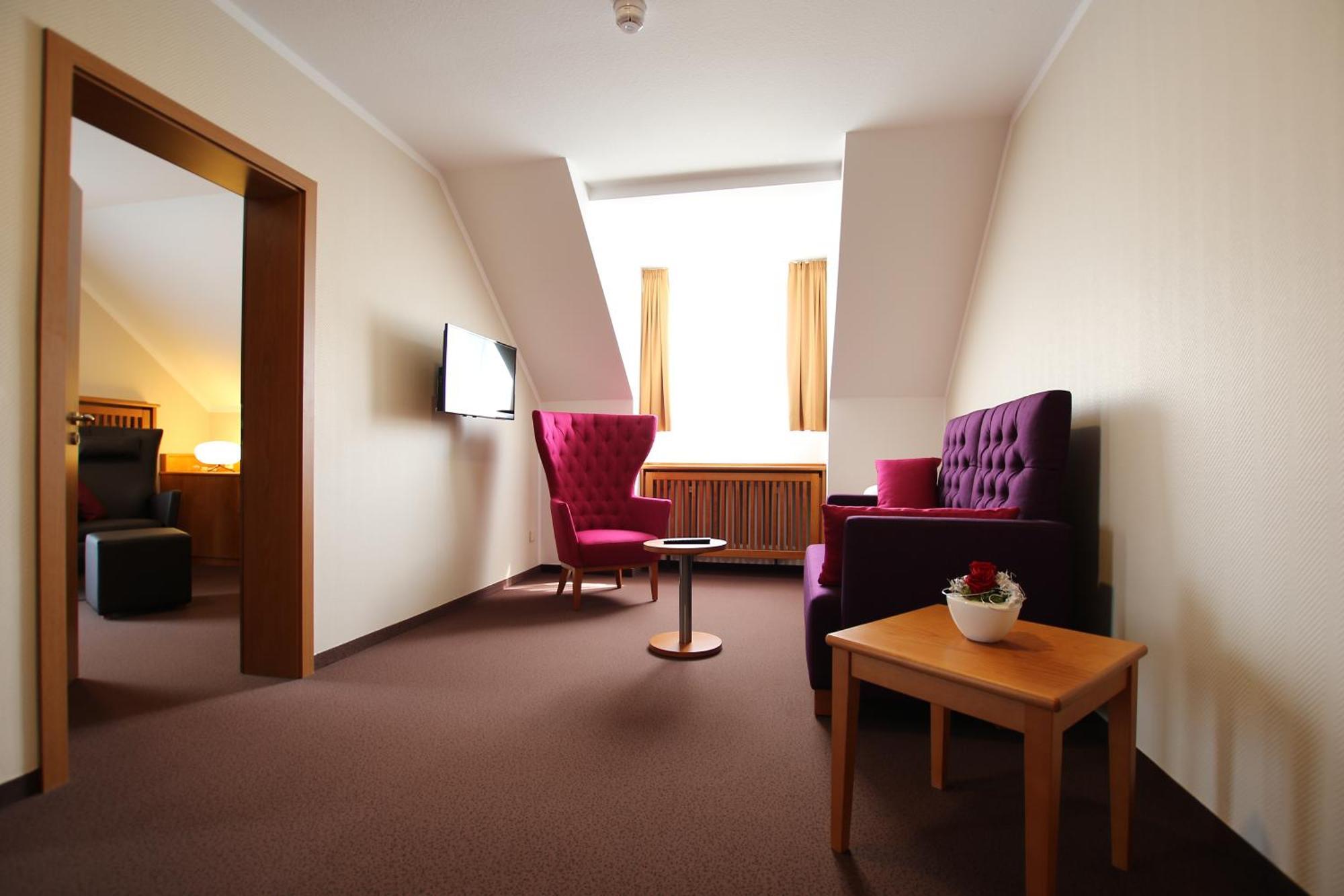 Hotel Straubs Schoene Aussicht Klingenberg am Main Extérieur photo