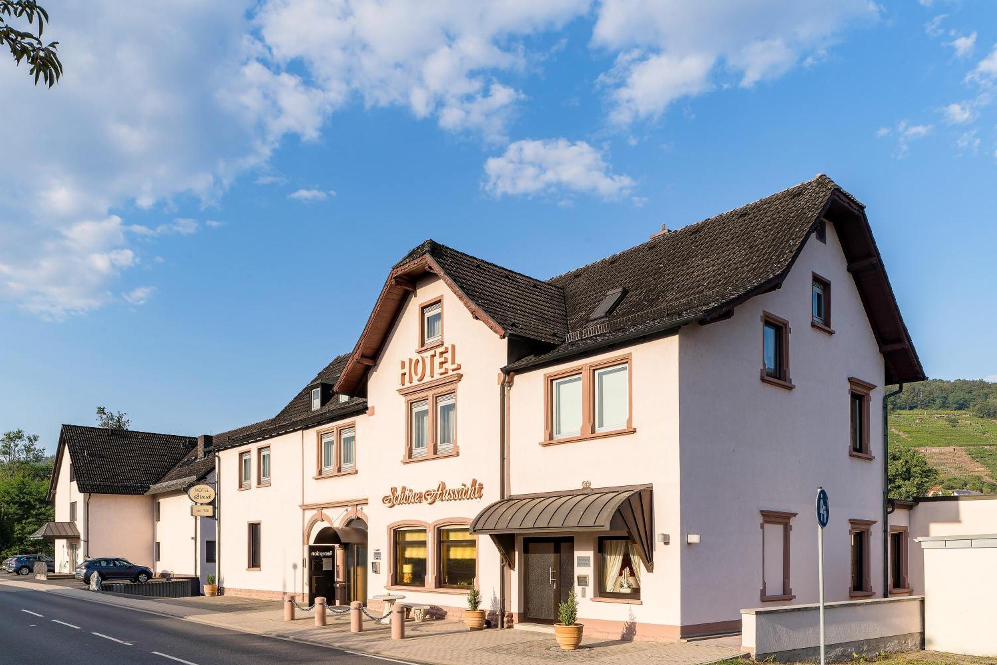 Hotel Straubs Schoene Aussicht Klingenberg am Main Extérieur photo